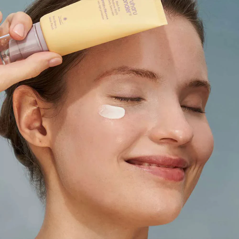 Haruharu Wonder - Black Rice Moisture Airyfit Sunscreen SPF50++++ - Image 4