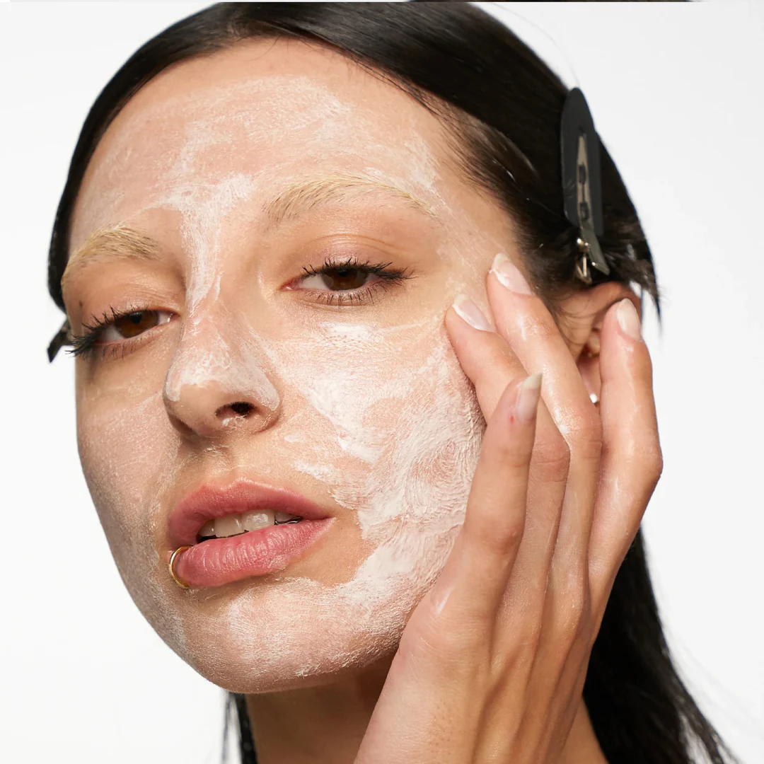 SKIN1004 - MADAGASCAR CENTELLA POREMIZING DEEP CLEANSING FOAM - 125ml - Image 6