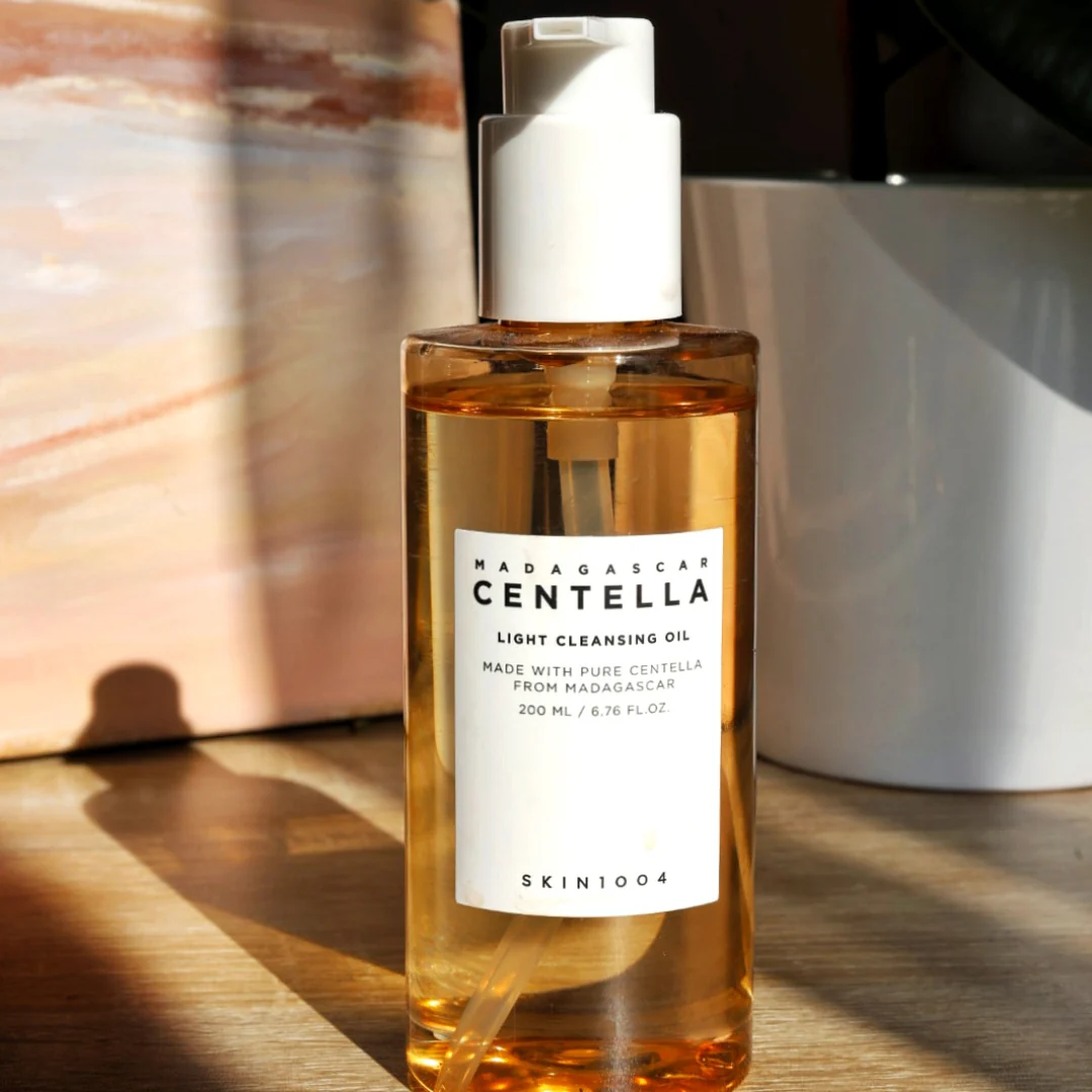 SKIN1004 Madagascar Centella Light Cleansing Oil - 200ml - Image 4