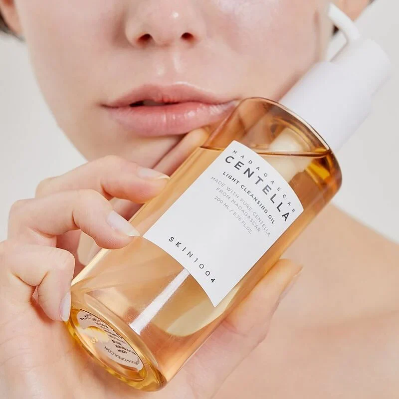 SKIN1004 Madagascar Centella Light Cleansing Oil - 200ml - Image 5